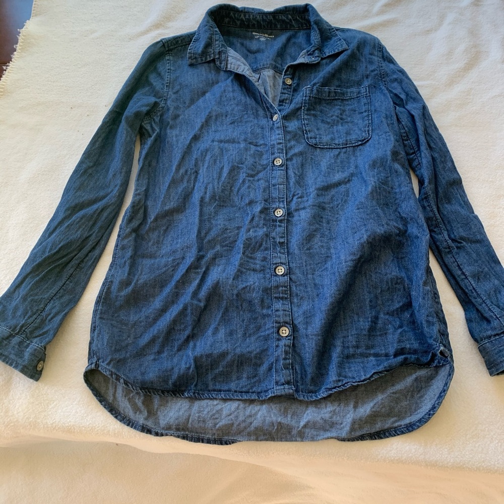 GAPKIDS jean shirt - great casual look!